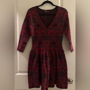 Gorgeous Marchesa Voyage Jacquard Knitted Dress in red and blue V neck Size M